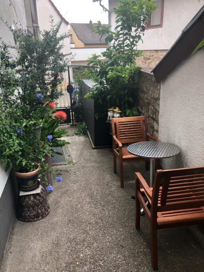 Einfache Monteurwohnung Mit Wlan Und Sat Tv, Netflix Frankweiler Esterno foto